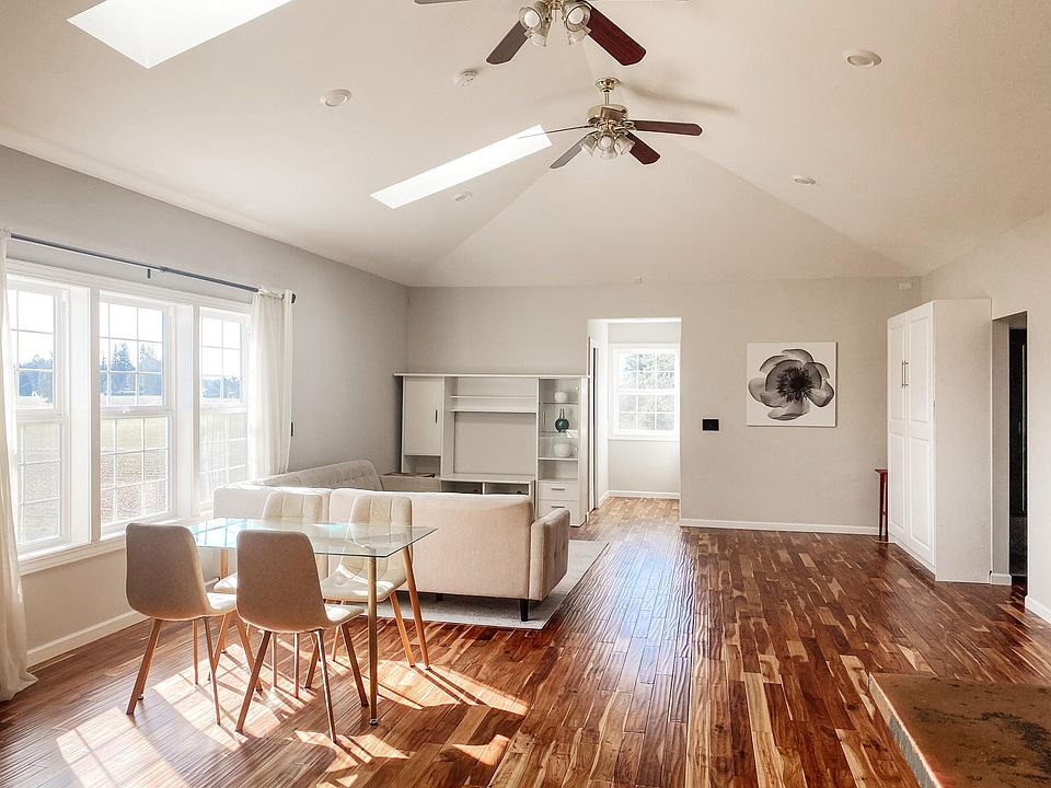 1st image of 12915 NE 93rd Ave #1