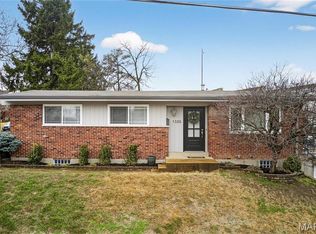 1325 Yale Ave, Saint Louis, MO 63117