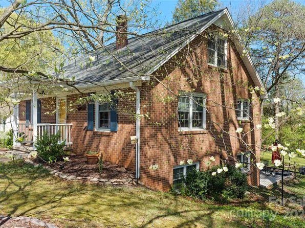 206 23rd St NW, Hickory, NC 28601