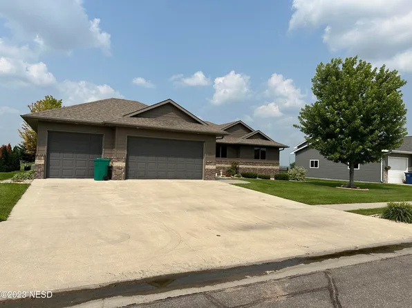 315 23rd Ave NW, Watertown, SD 57201