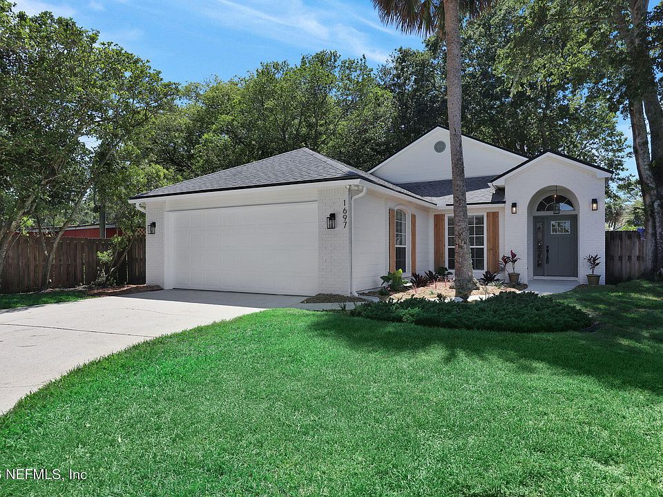 1st image of 1697 LINKSIDE Court N