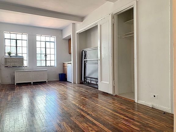 4th image of 45 Tudor City Pl #15002