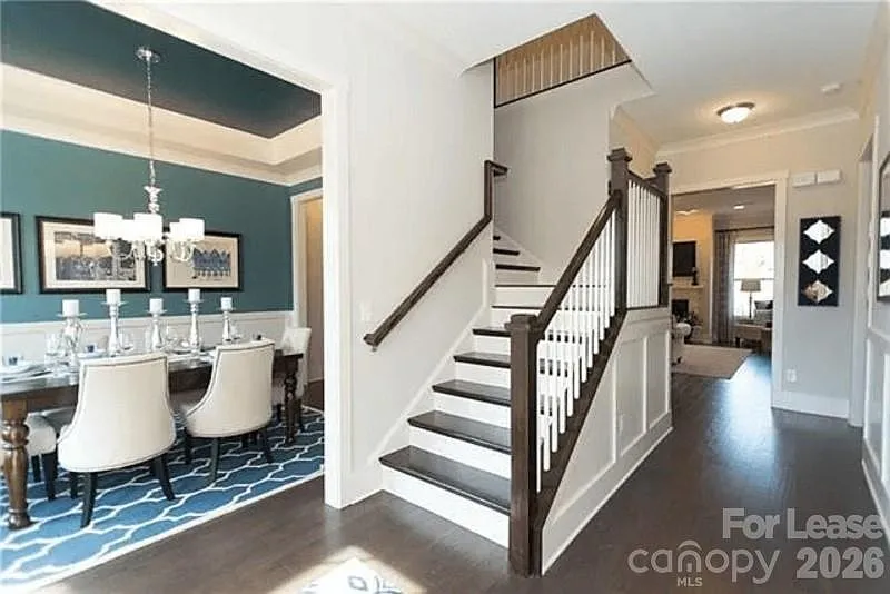 5 bed, 4.5 bath, $4,900 — Photo 3