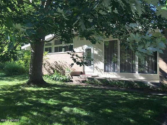 2nd image of 3310 Memorial Dr