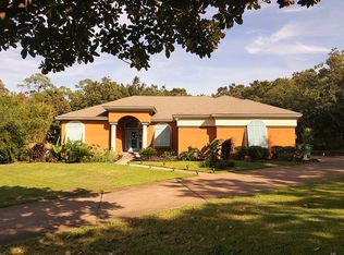 1670 Paradise Cove Ct, Gulf Breeze, FL 32563