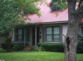 202 N Howe St, Atlanta, TX 75551