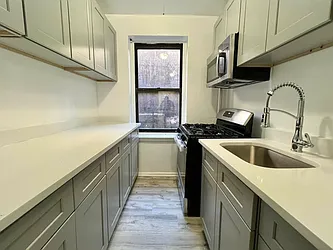 Rented by Bruma Realty LLC