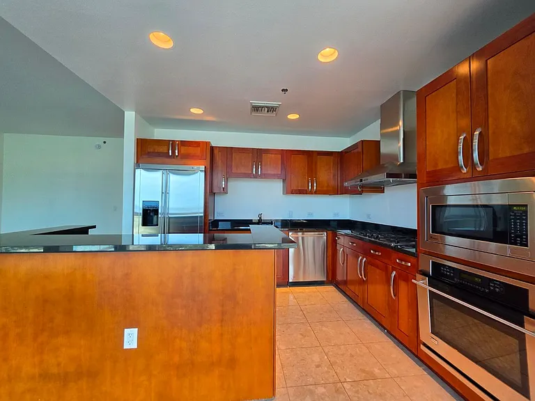 4525 Dean Martin Dr #2807 — Photo 12