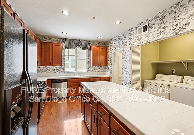 2709 Persimmon Ct — Photo 6