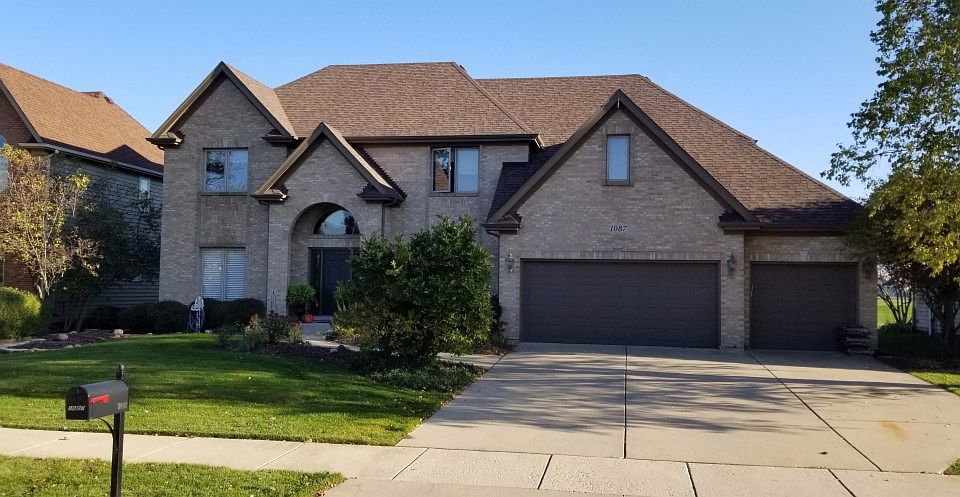 2nd image of 1087 Courtland Pl