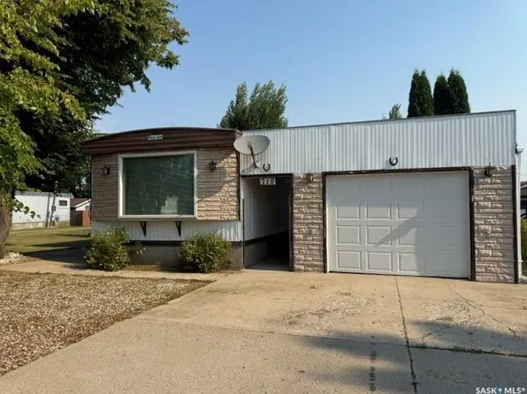 710 5th AVENUE W, Melville, SK S0A 2P0