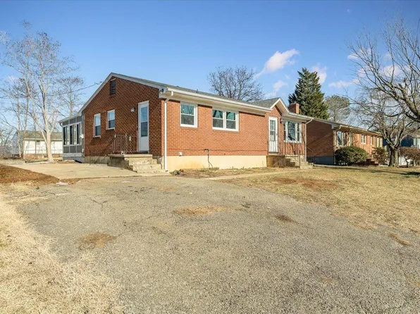 727 Moran Ave, Salem, VA 24153