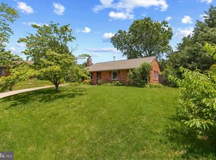 6308 Hawaii Ct, Alexandria, VA 22312