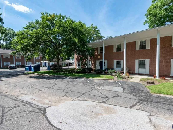 30 Heritage Dr, Terre Haute, IN 47803