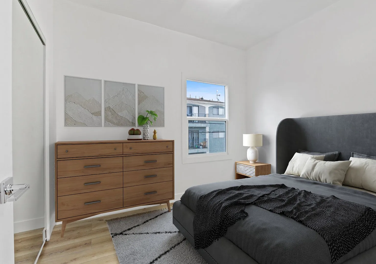 4201 W Council St — Photo 4