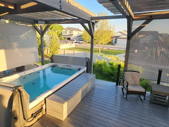 2633 W Jayton Dr, Meridian, ID 83642