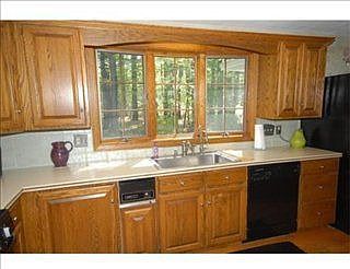 4th image of 73 Brentwood Cir