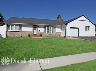 1724 Wantagh Ave, Wantagh, NY 11793