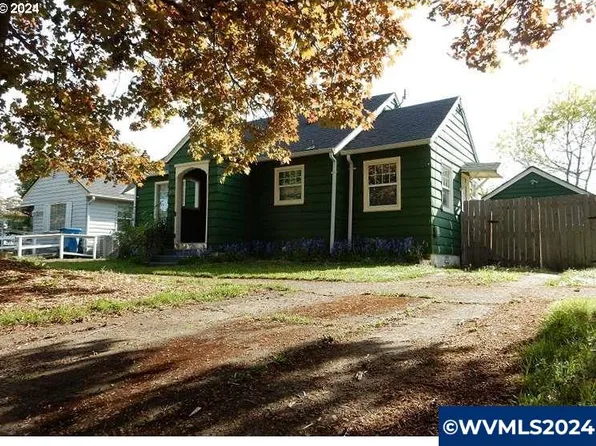 2020 Hazel Ave NE, Salem, OR 97301