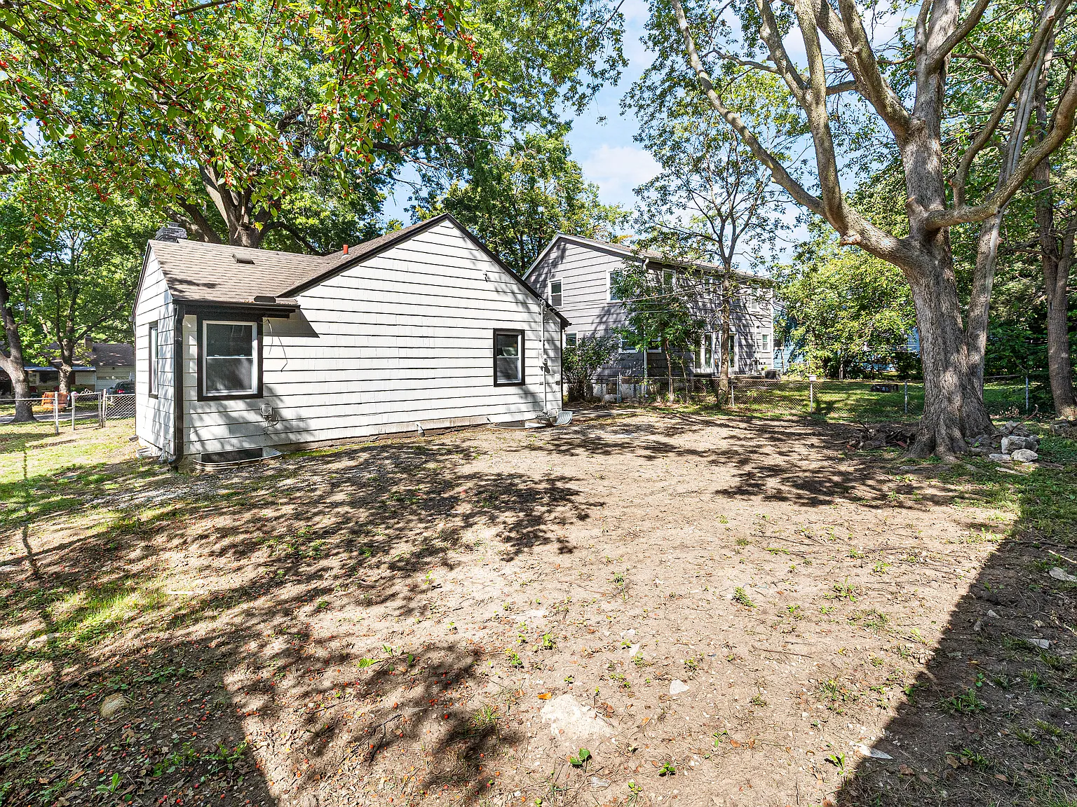 4 bed, 1830 sqft, $2,800 — Photo 4