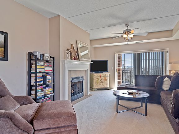 3rd image of 440 W Mahogany Ct Unit 409