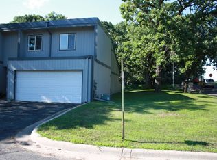 903 120th Ln NW, Coon Rapids, MN 55448