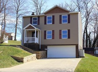 1119 Tidewood Dr, Bethel Park, PA