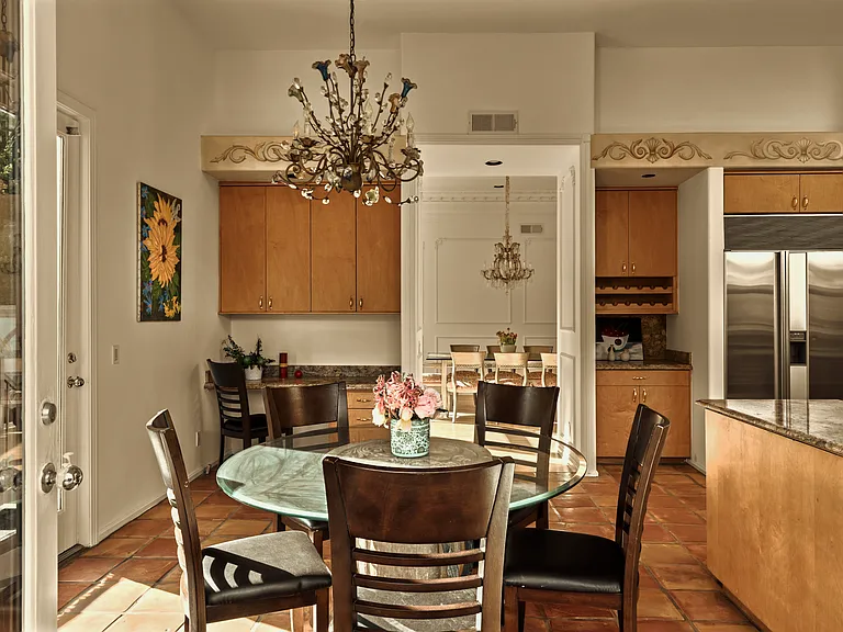 3780 Multiview Dr — Photo 20