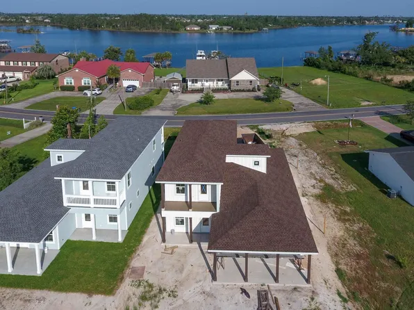 913 Plantation Dr, Panama City, FL 32404