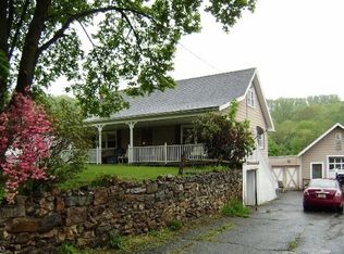 10 Fox Farm Rd, Phillipsburg, NJ 08865