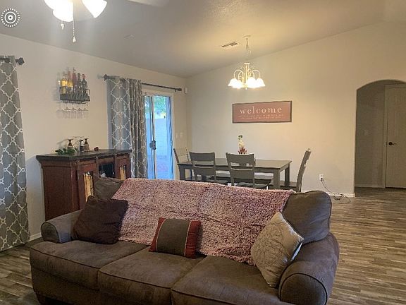 5th image of 1909 E Pyramid Lake Dr
