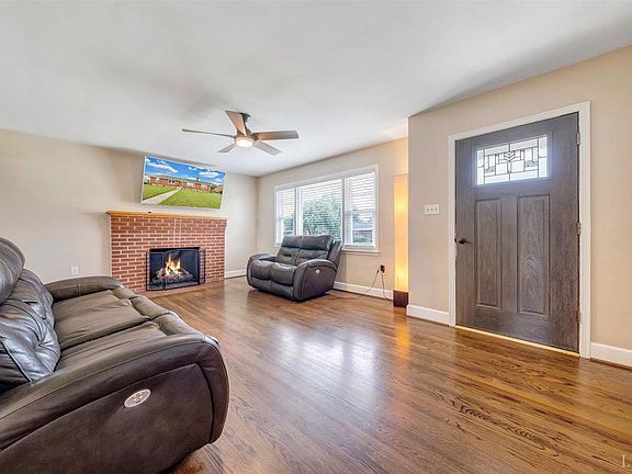 5th image of 3236 Trinkle Ave NW