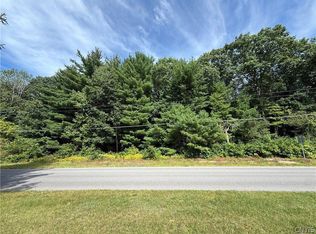 Stoney Robby Rd, Fulton, NY 13069