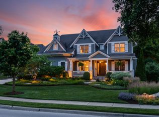 471 S Columbia St, Naperville, IL 60540