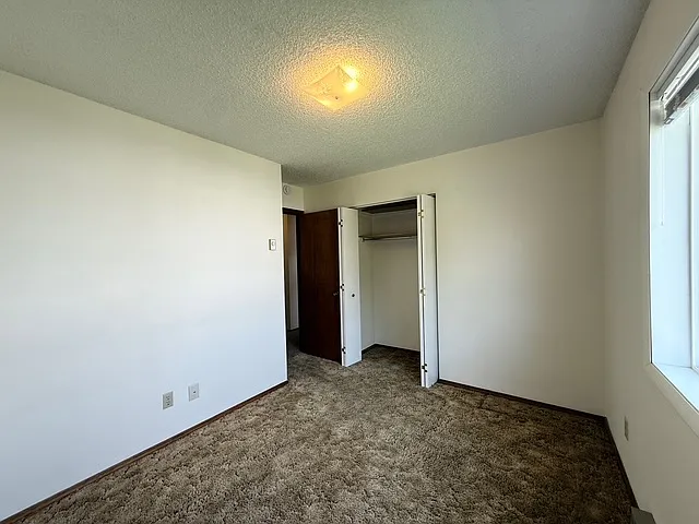 456 Barney St #1 — Photo 9