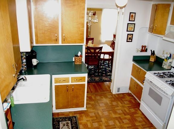 Gas Stove and Other Appliances Included!