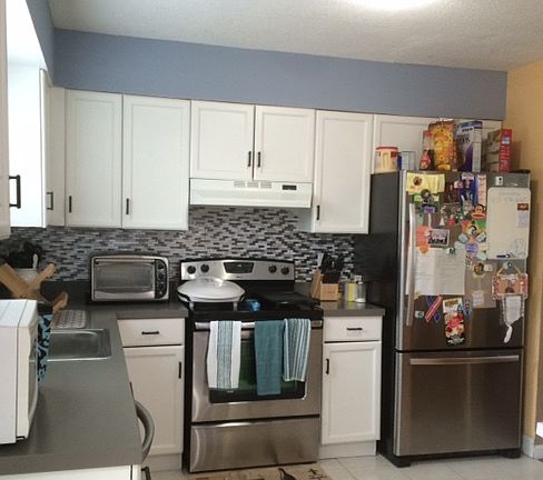 3rd image of 417 California Trl