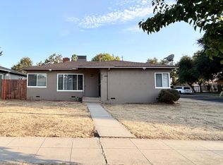 847 W Robinson Ave, Fresno, CA 93705