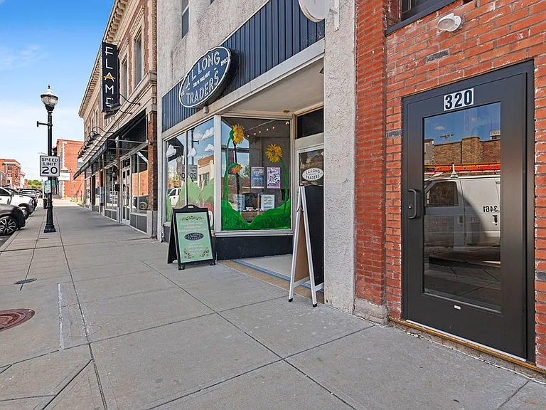 Brand new apartments in downtown Springfield! — Photo 45