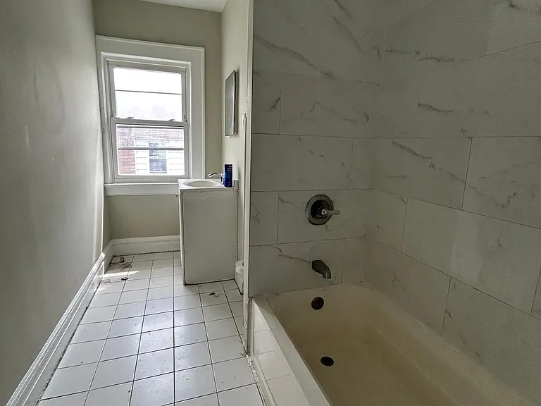 244 Vermont Ave #2 — Photo 10