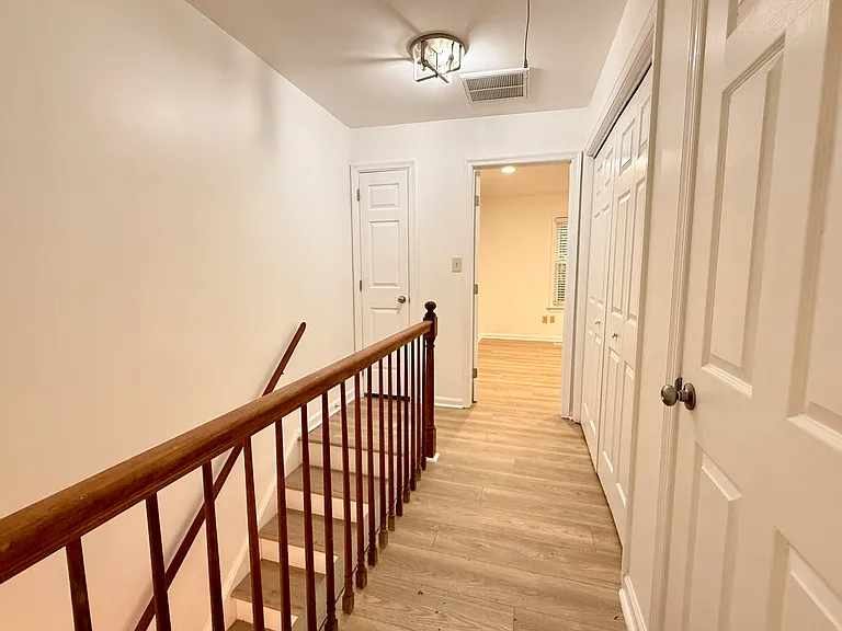 1108 Palmerton Dr — Photo 21