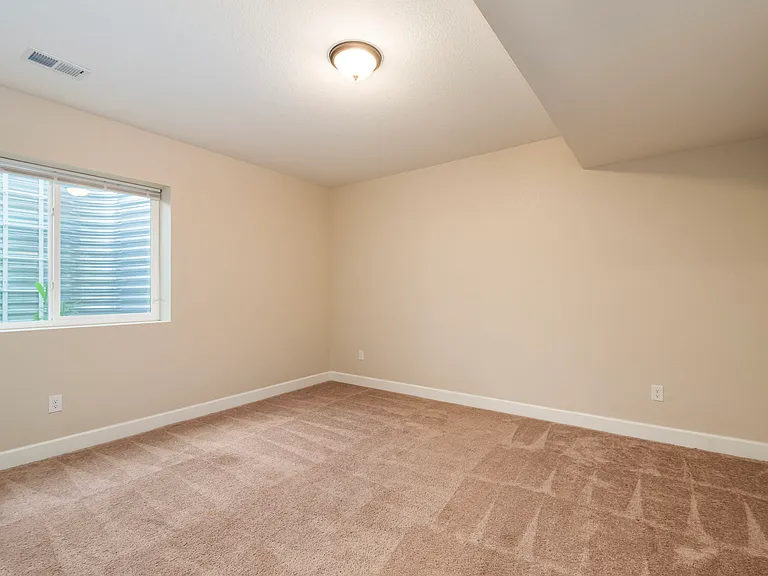 21109 E 61st Ave — Photo 21