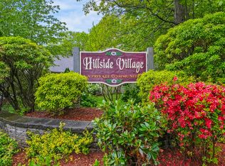 179 Hillside Village Dr #179, West Boylston, MA 01583