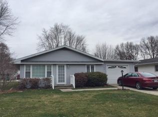 802 Progress St, Pana, IL