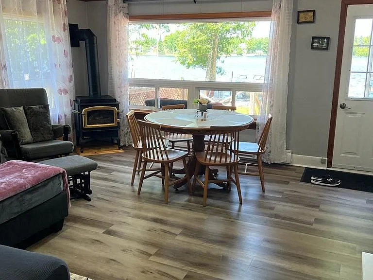 55 Paradise Rd — Photo 5