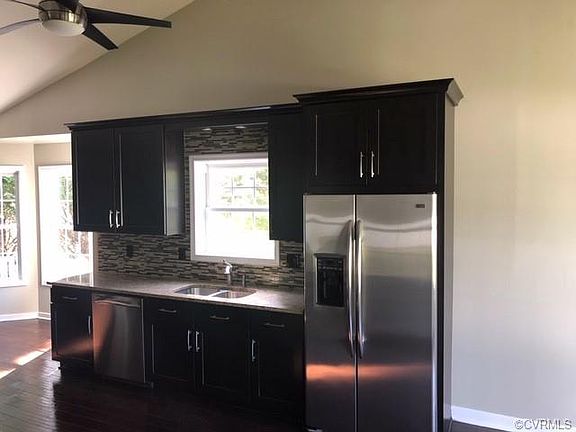 3rd image of 8551 Woodsage Ct