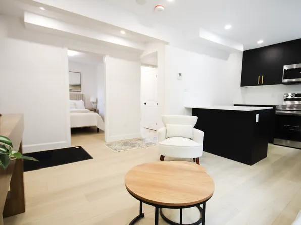 271 Madison Ave S #269, Kitchener, ON N2M 3H5