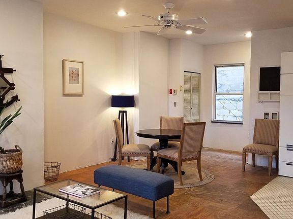 5th image of 151 Van Dyke St