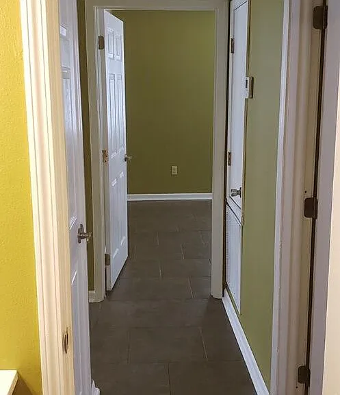 288 Meadows Dr — Photo 4
