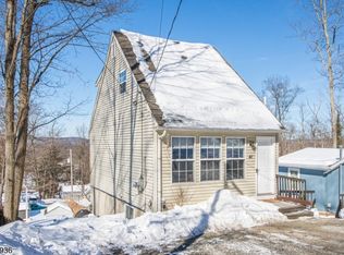 41 Ferris Ln, Jefferson Twp., NJ 07438